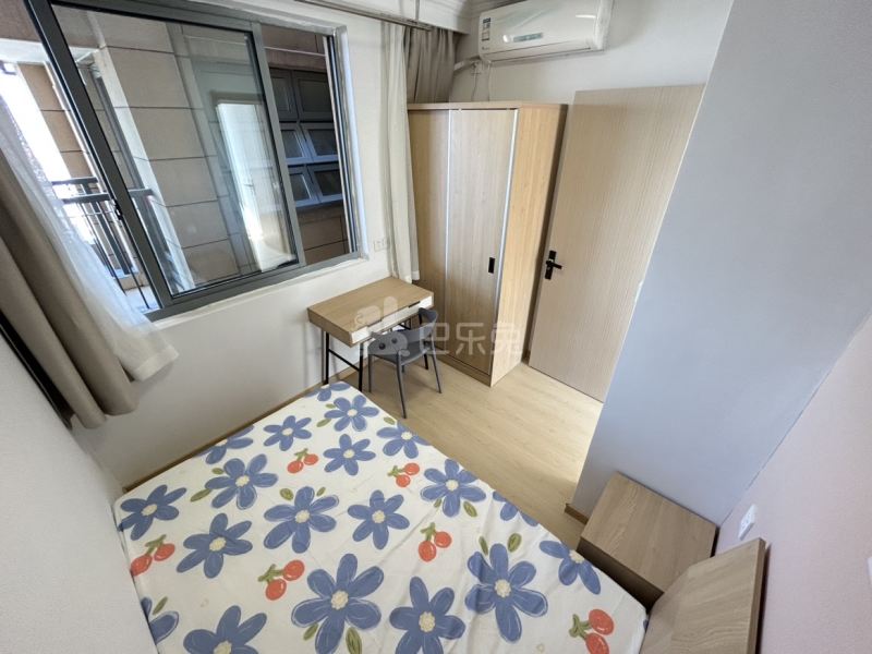 万嘉欣苑14036929卧室图6