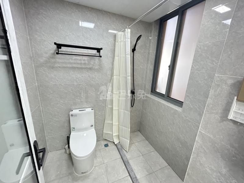 万嘉欣苑14036929卫生间图12