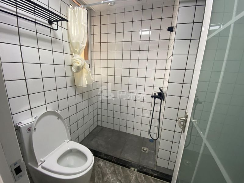 金海华城康平佳苑14040619卫生间图4