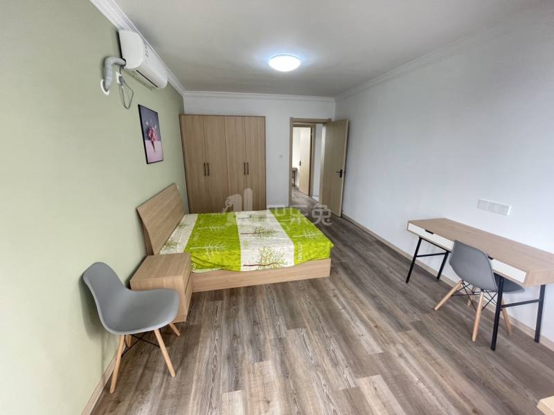 宏伟新村14047185客厅图0