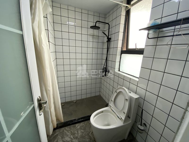 齐友佳苑14068107卫生间图9