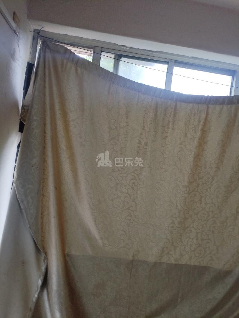 名人花苑14072421卧室窗户图24