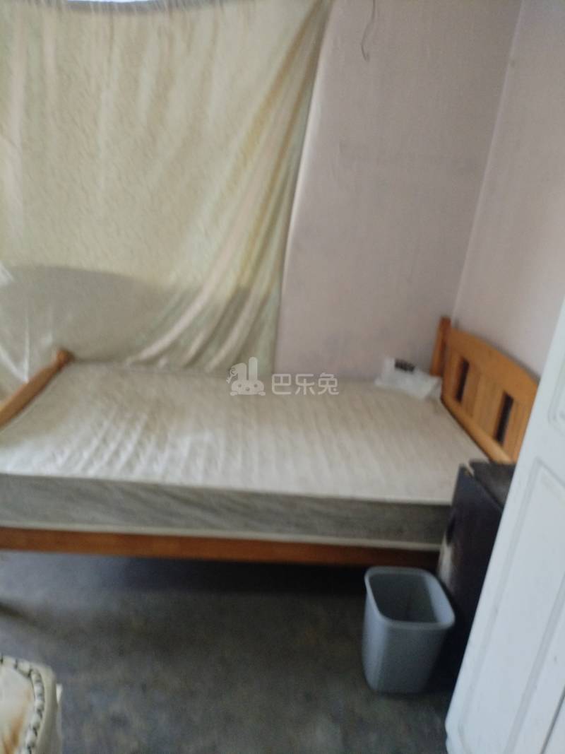 名人花苑14072421卧室图2