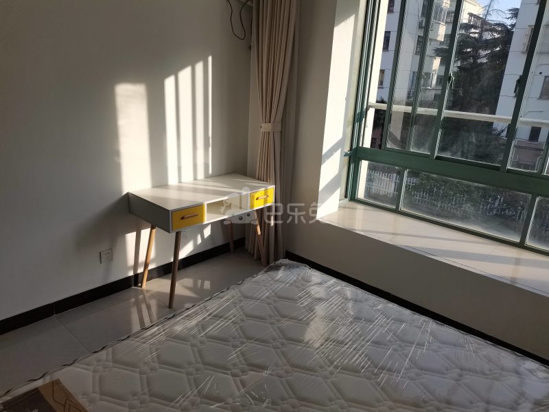 紫阳花苑（龙吟路452弄）14073577卧室图3