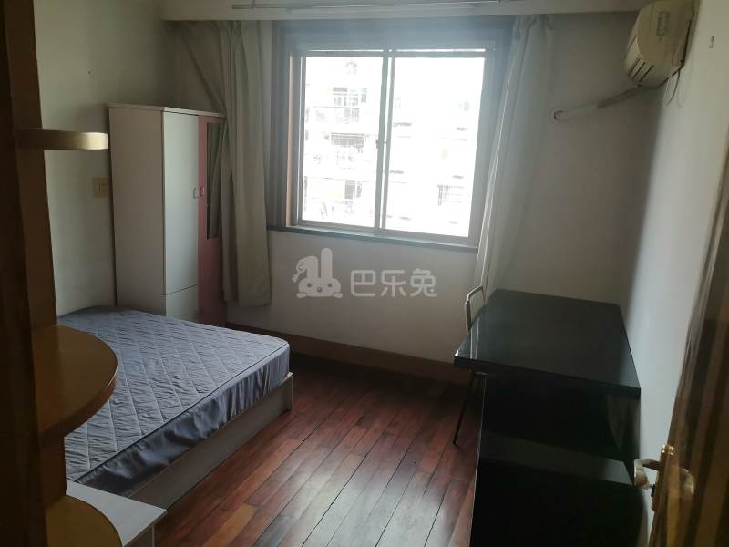 新青浦花苑2区14082499卧室图0