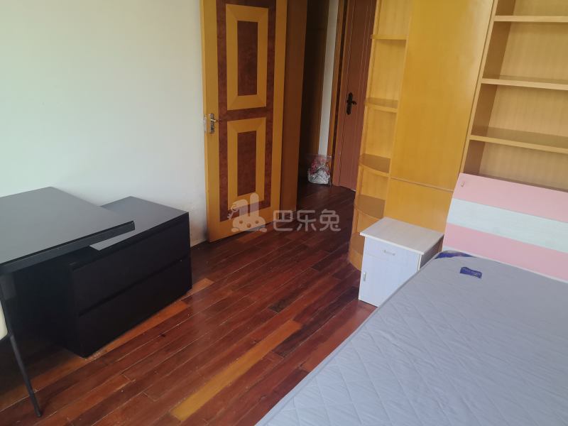 新青浦花苑2区14082499卧室图3