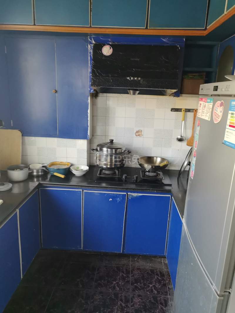 新青浦花苑2区14082499厨房图5