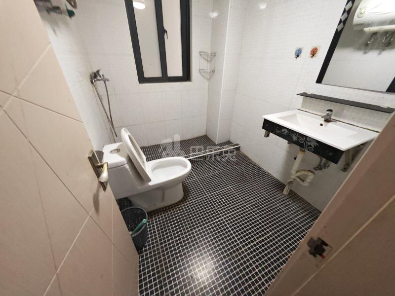 兰棠佳苑14136823卫生间图7