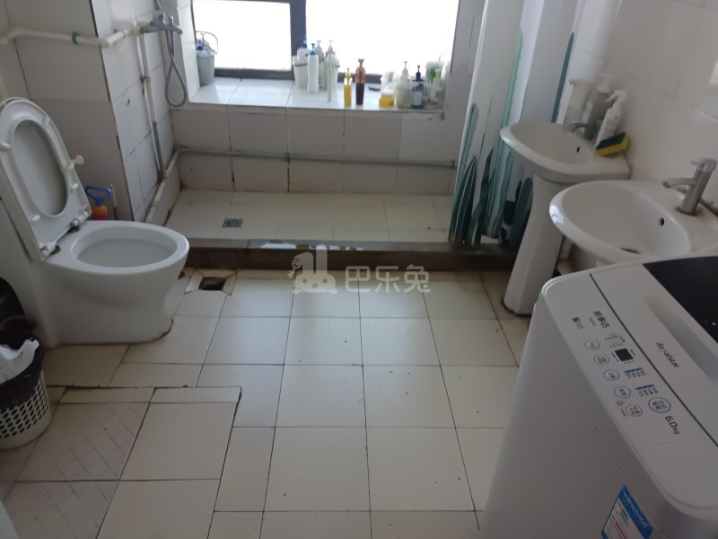 中海瀛台2期14178144卫生间图7