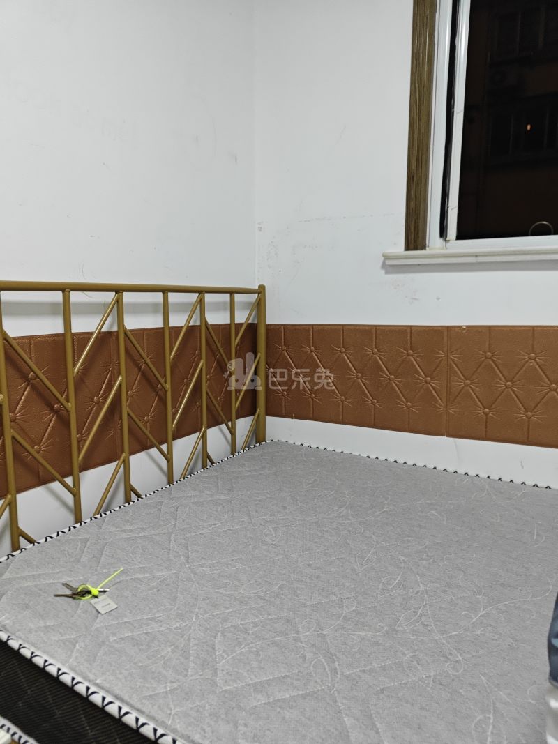 龙山小区14185213卧室图1