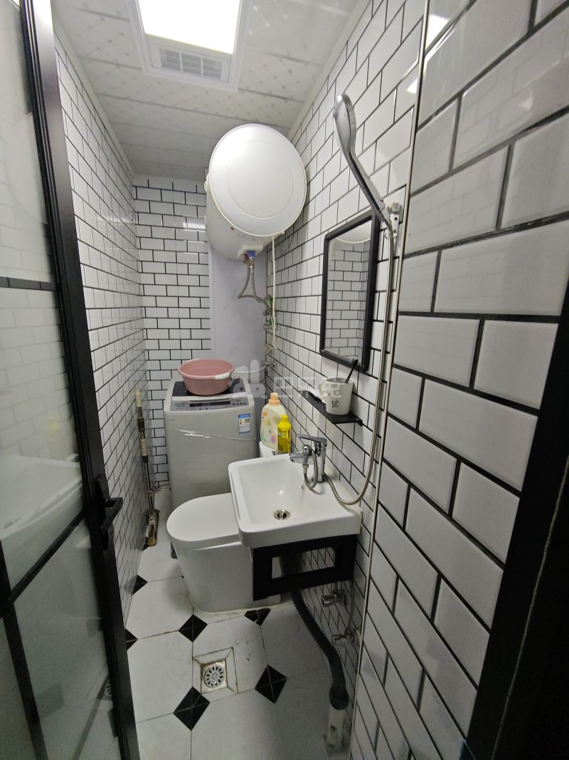 鑫峰苑9907449卫生间图6