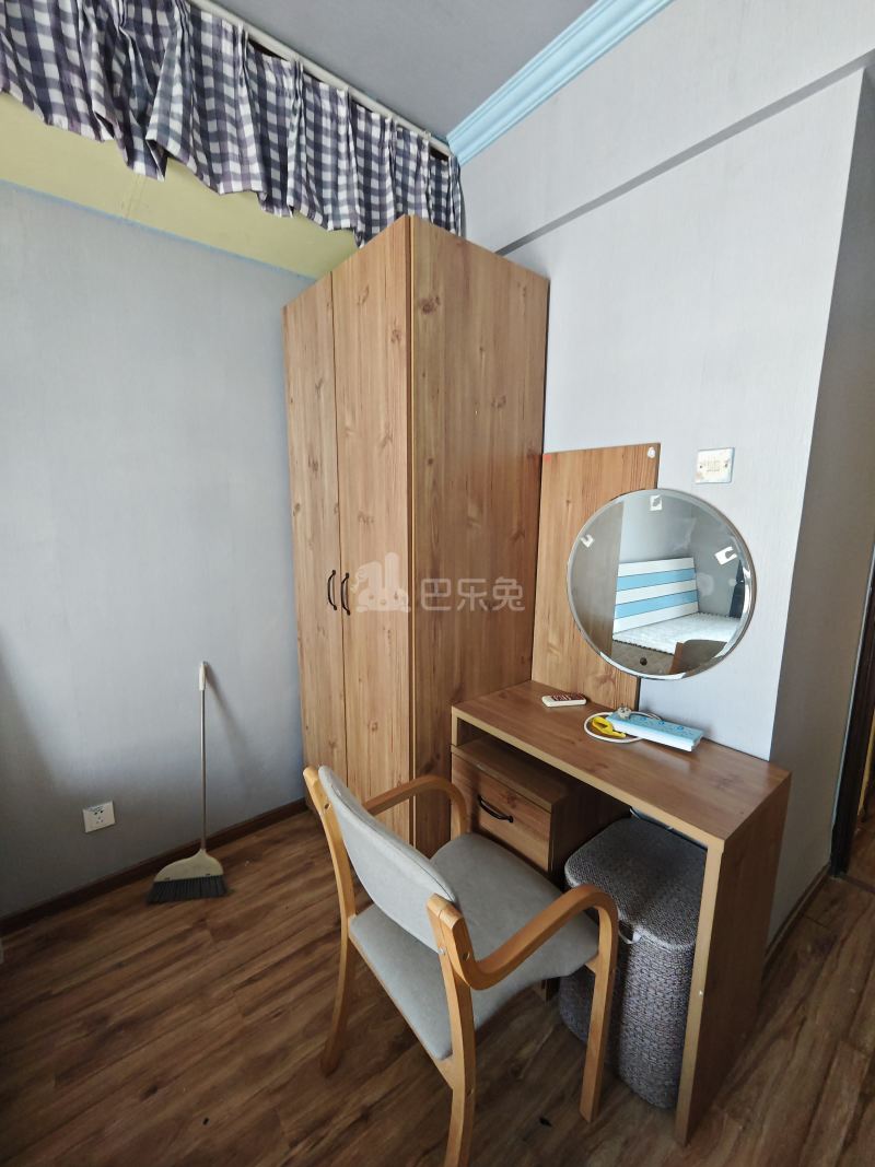 海伴雅居14376890卧室图2