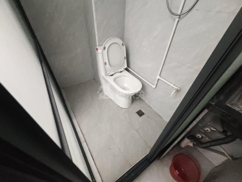 海湾花园14403423卫生间图4