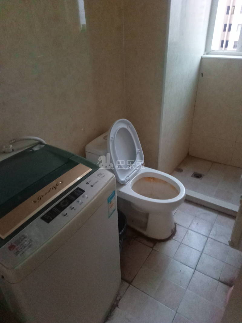 汇郡米兰苑1442289卫生间图6