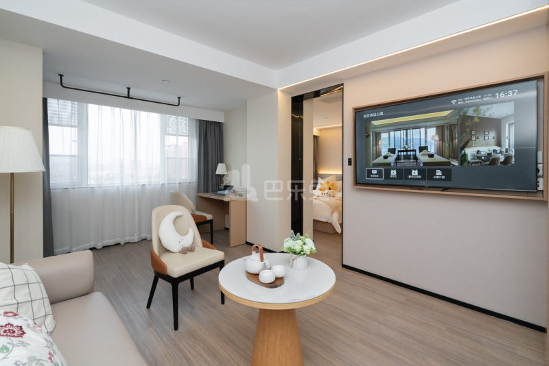 城家高级公寓武汉光谷藏龙东街地铁站店14430683周边环境图6