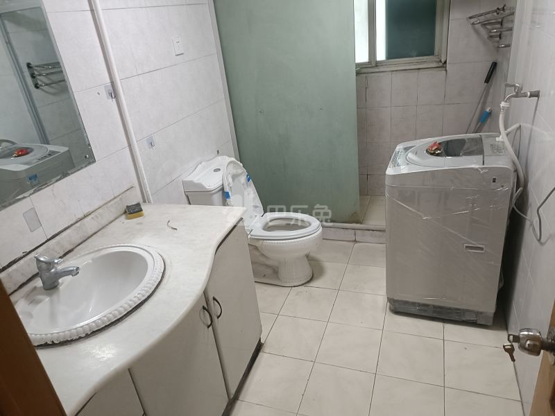 复星新苑14437600卫生间图6