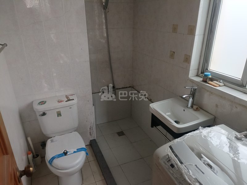 复星新苑14437600卫生间图7