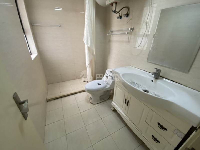 齐友佳苑14437730卫生间图9