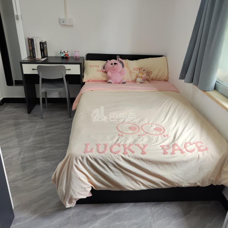 宏华苑小区14451611卧室图1