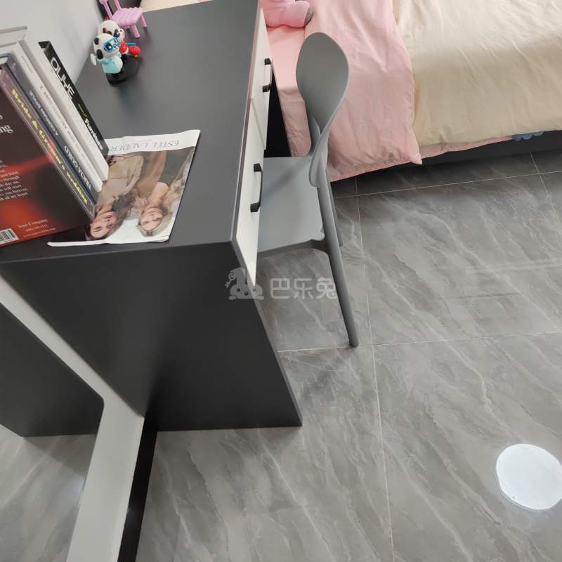 宏华苑小区14451611客厅图4