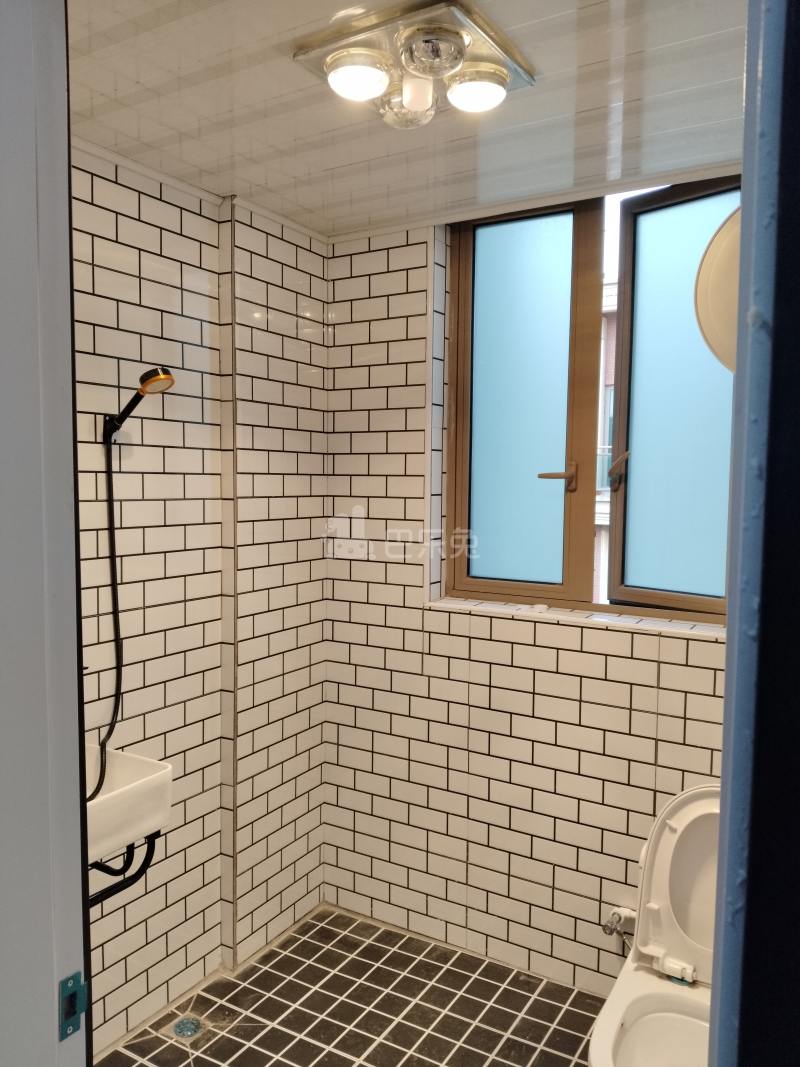 御沁园东区14452822卫生间图6