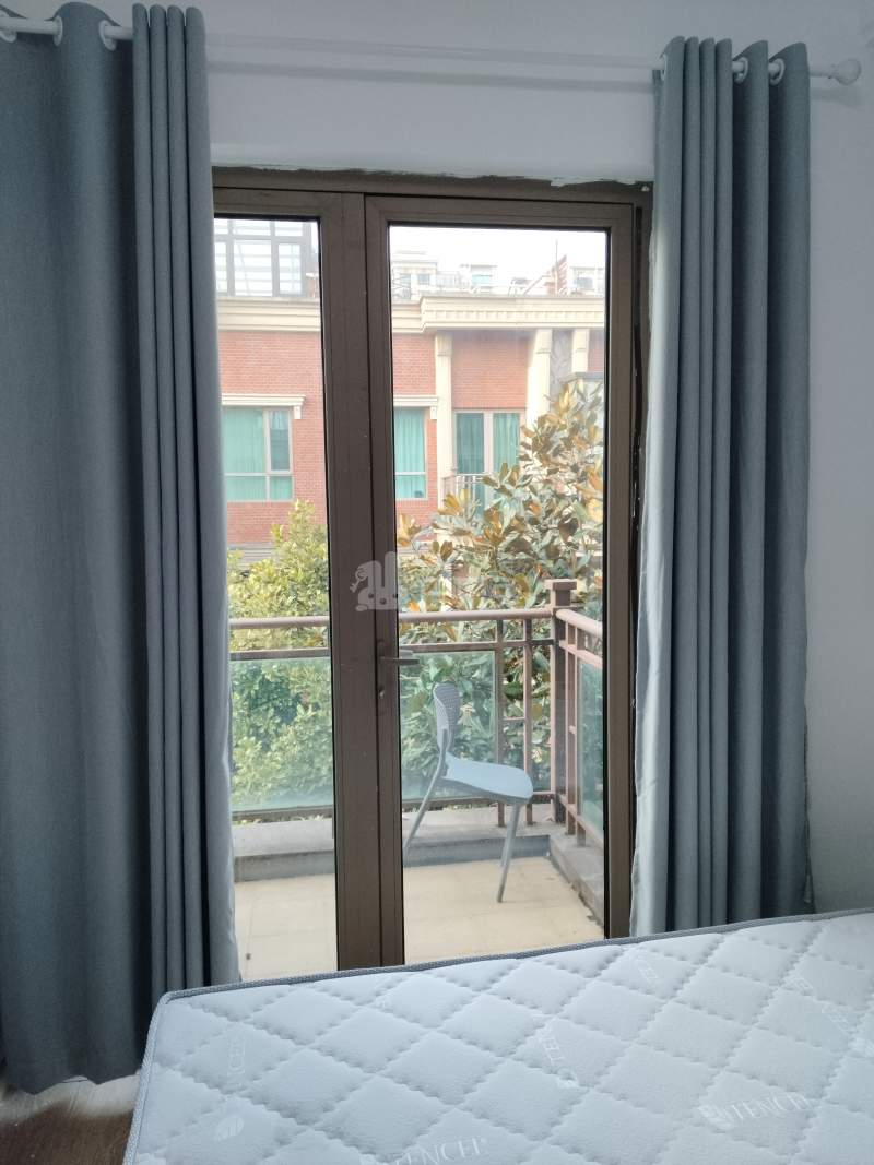 御沁园东区14452822卧室窗户图10
