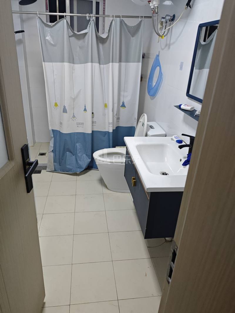 永灵小区（阳城路101弄）14456036卫生间图7