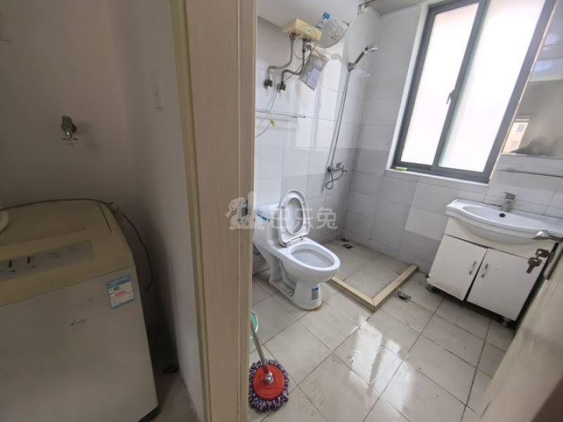 唐丰苑14459646卫生间图4