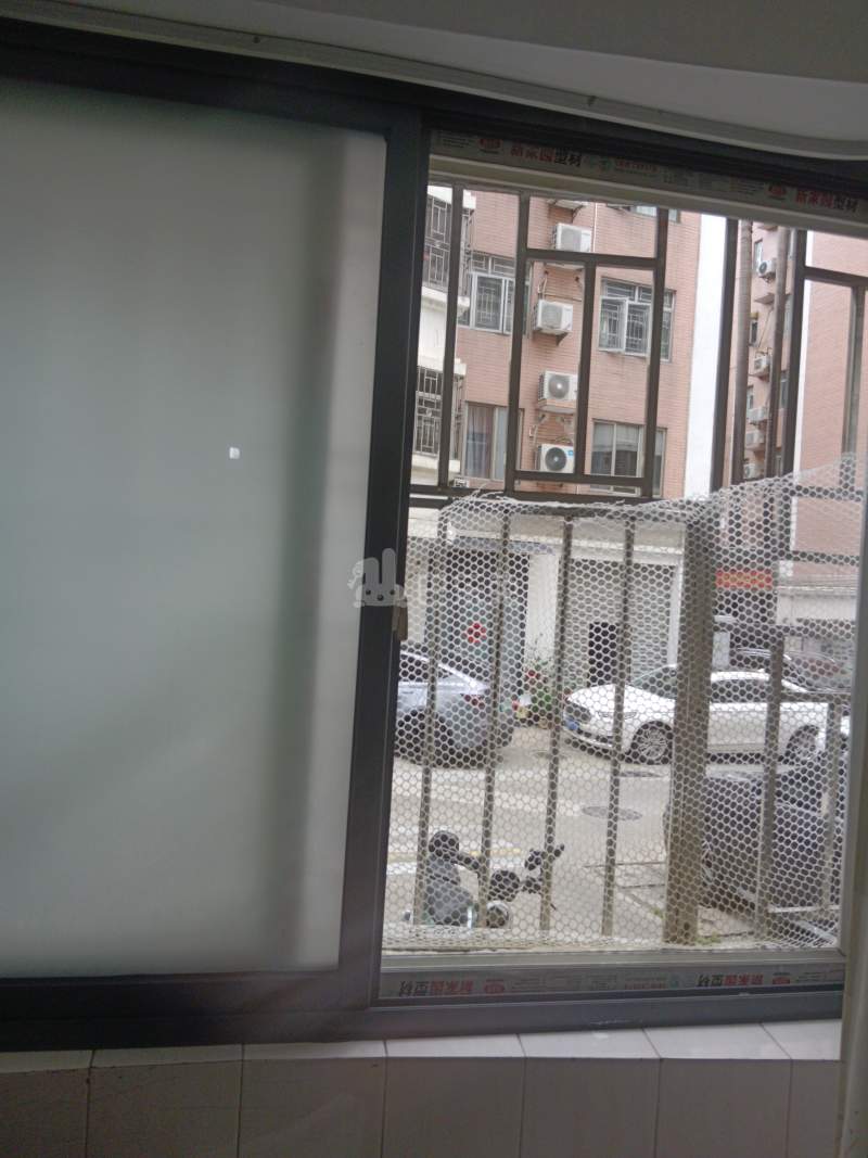 豪园（侨新路28号）1447951卧室窗户图6