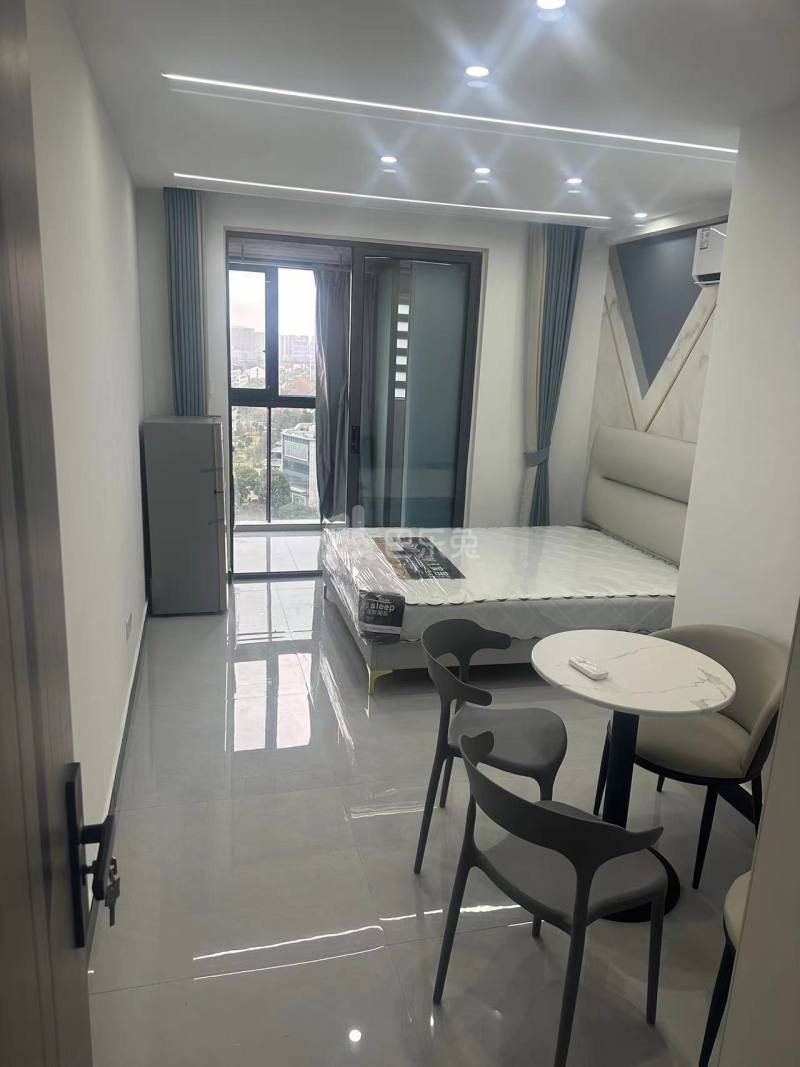 宸映兰庭14483448卧室图0