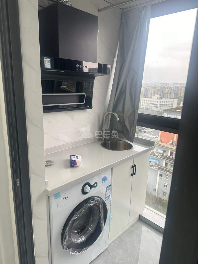 宸映兰庭14483448卫生间图3