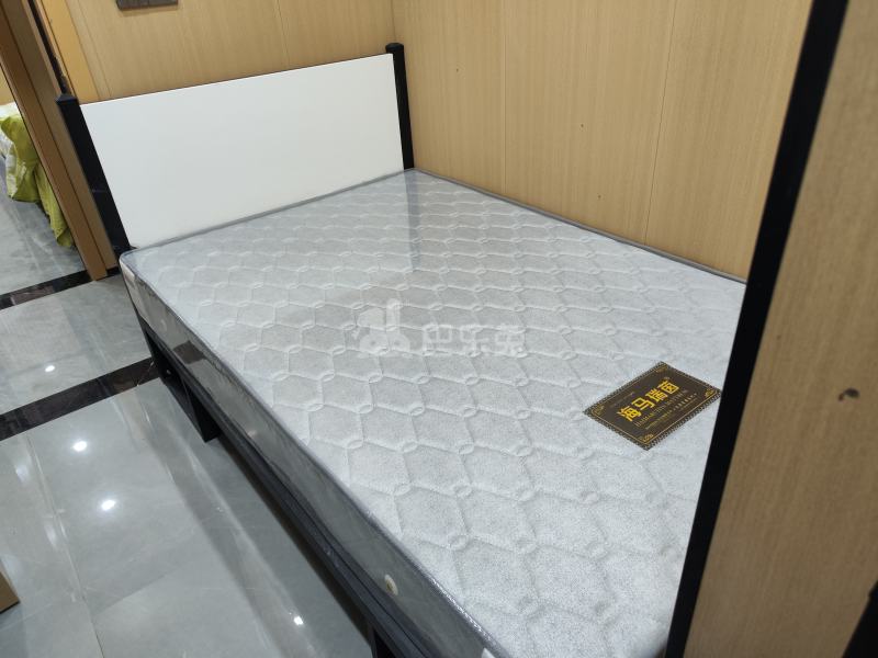 登良花园14485138卧室图2