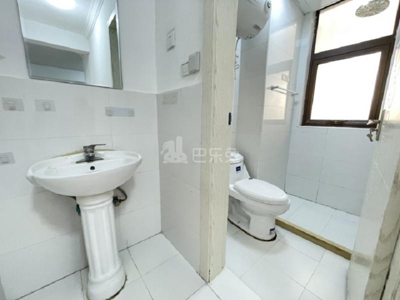 培元新苑14489766卫生间图2