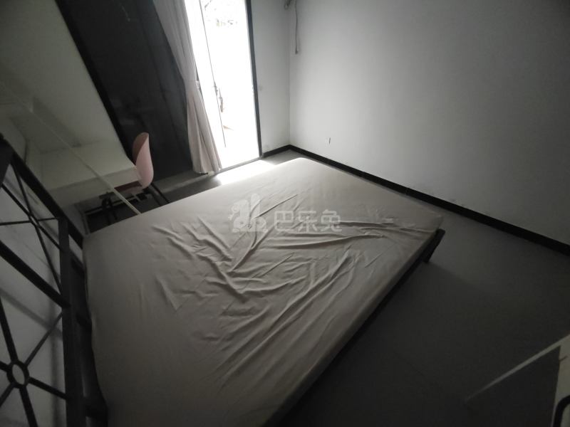 疁南小区14490034卧室图0