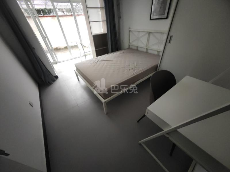 疁南小区14490036卧室图0