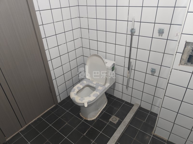 书香嘉苑14502961卫生间图9