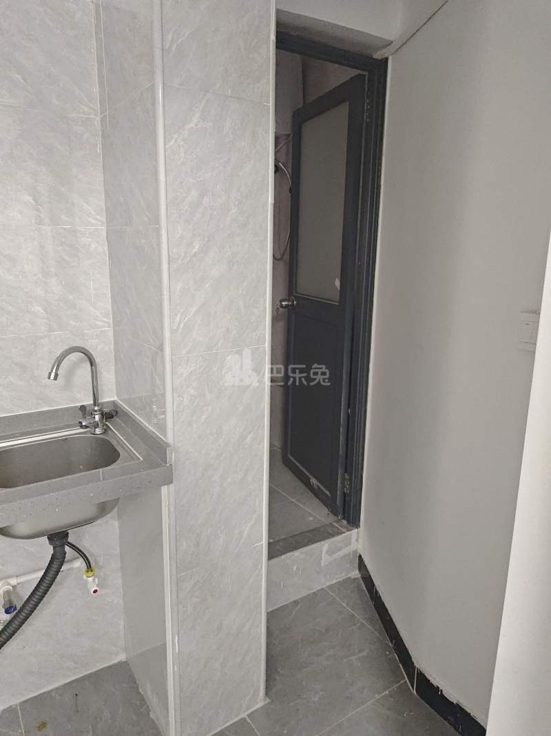 中兴公寓14526963卫生间图7