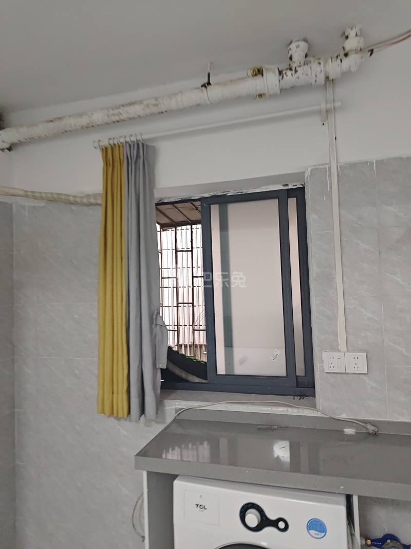 中兴公寓14526963卧室窗户图8