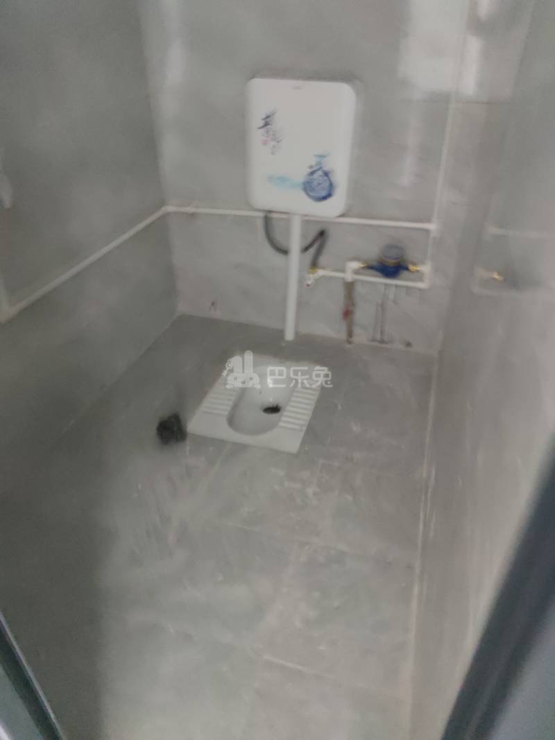 中兴公寓14526971卫生间图4