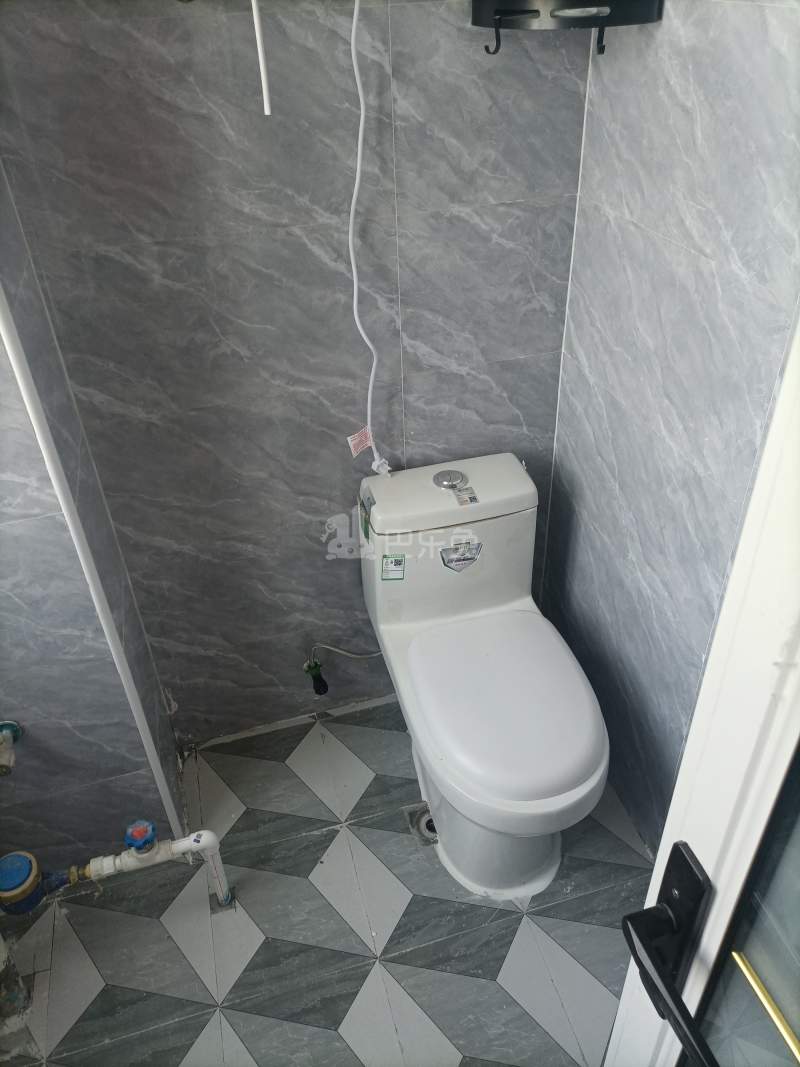 书香嘉苑14603520卫生间图5