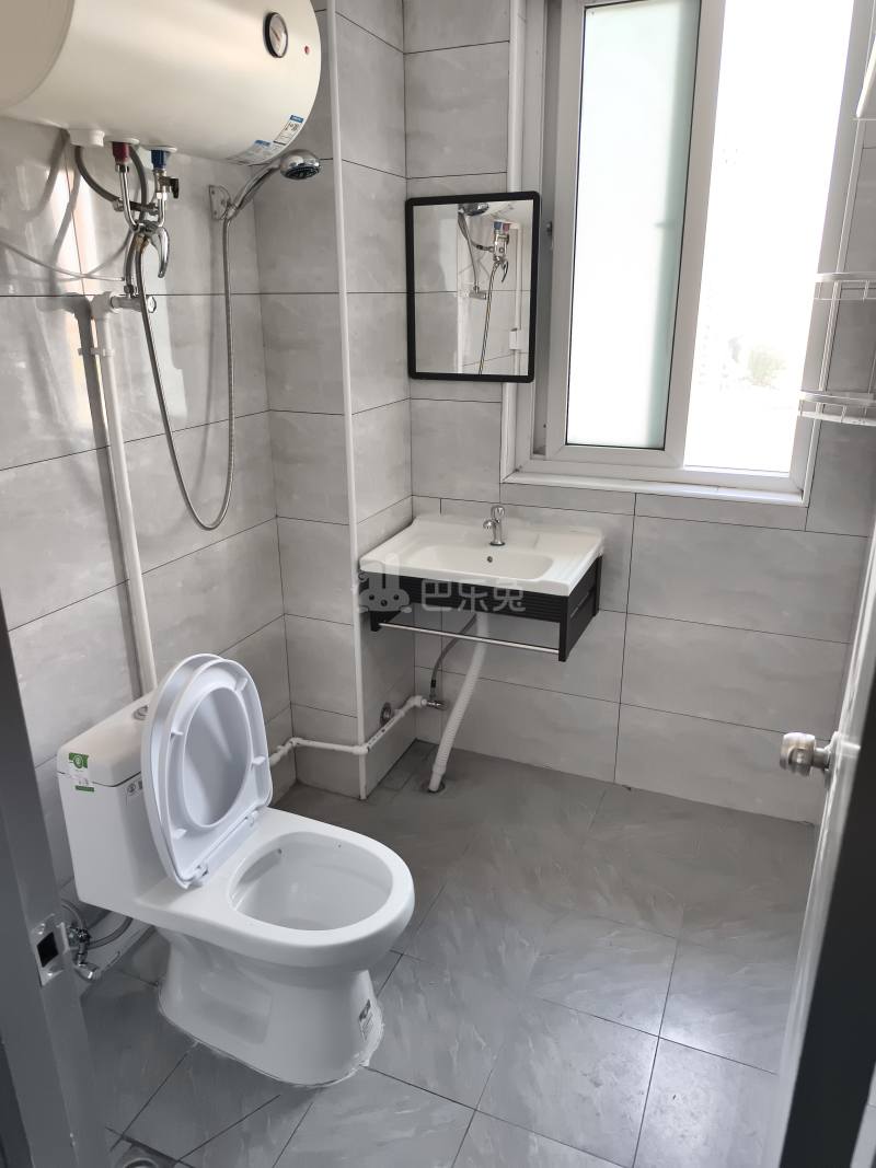 匡巷四村14527441卫生间图10