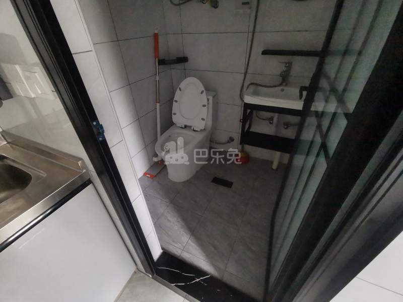 浏翔花苑（蕰北公路2221号）14666768卫生间图5