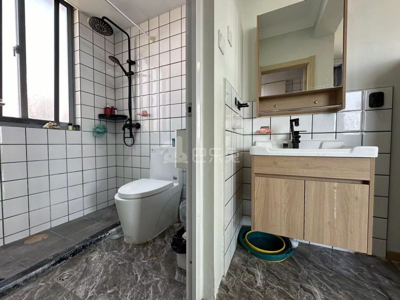 唐丰苑14668585卫生间图3