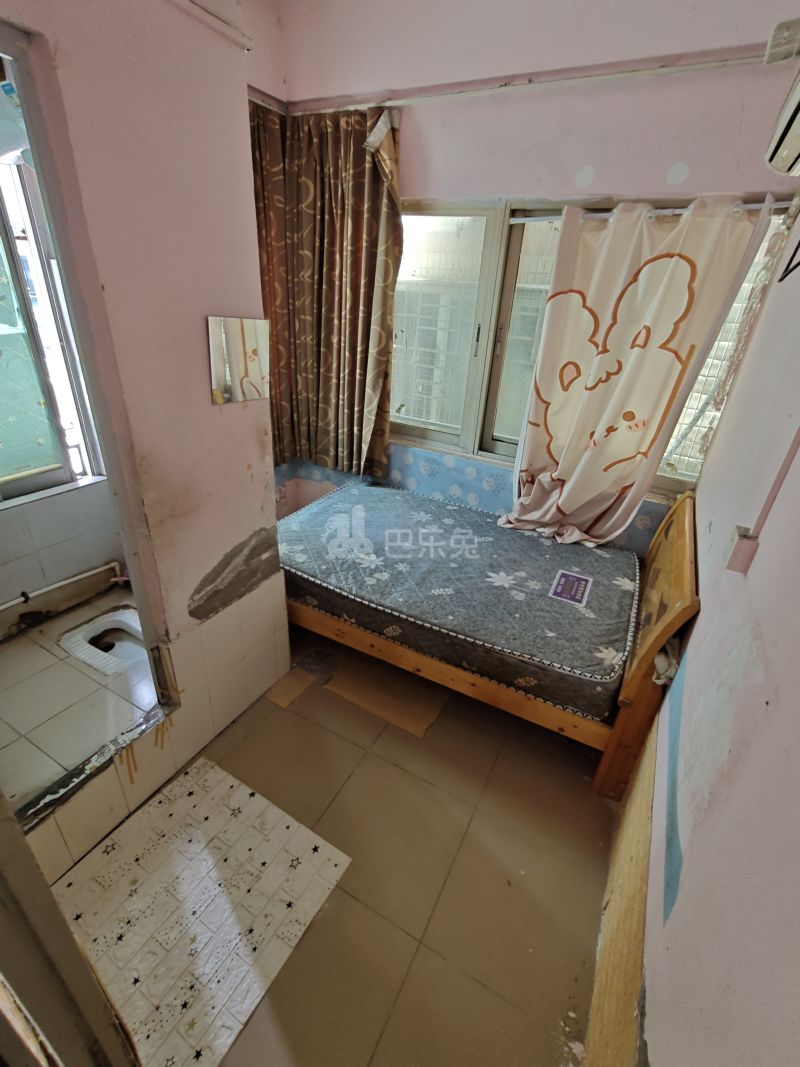 南山村1467386卧室图1