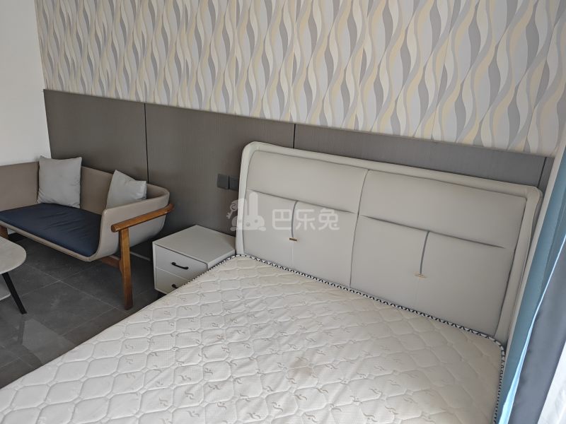 巷佳华苑1期14701508卧室图1