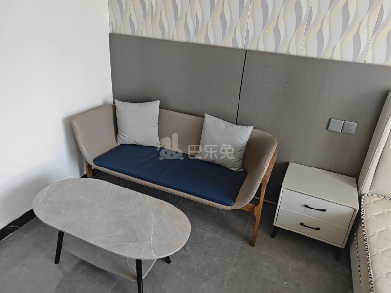 巷佳华苑1期14701508卧室图3