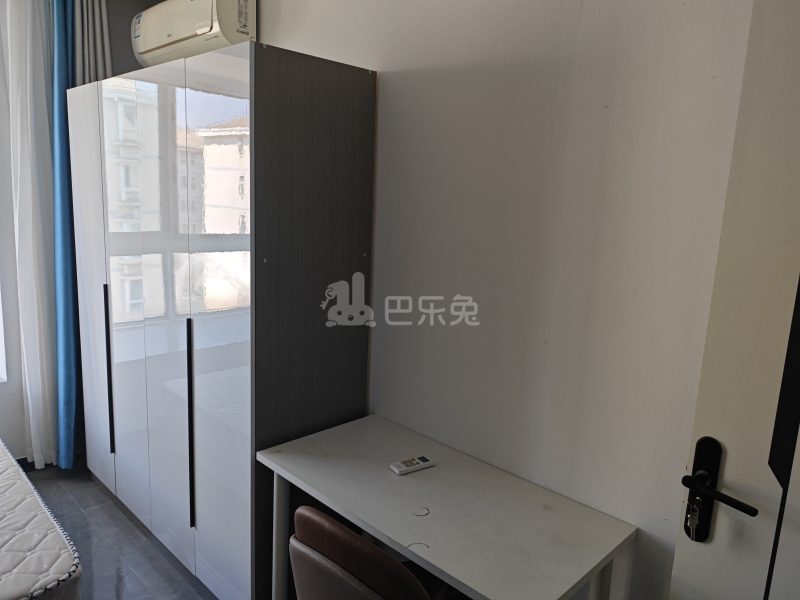 巷佳华苑1期14701508卧室图4