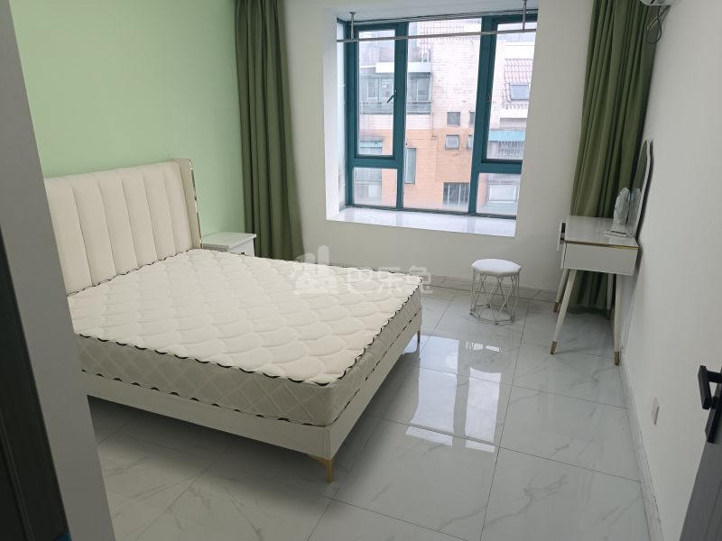 滨江雅苑14701784卧室图3