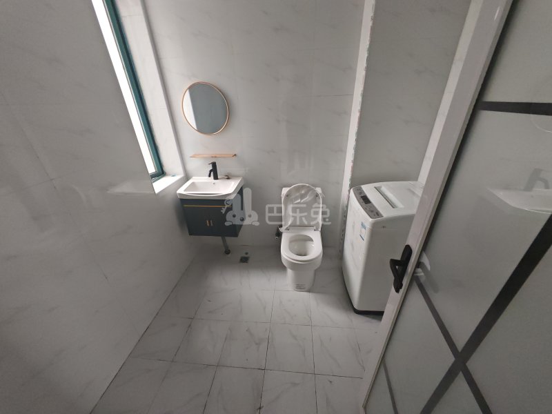 滨江雅苑14701784卫生间图12