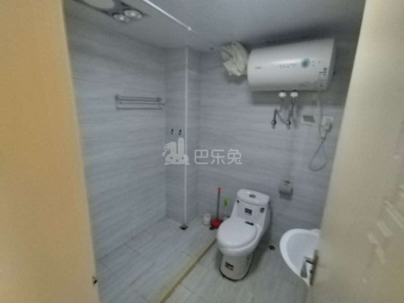 齐友佳苑14701808卫生间图6